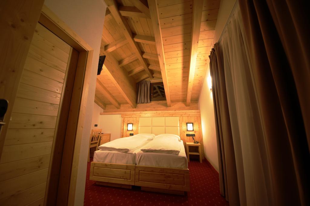 Hotel Garni My Ledro Pieve Di Ledro Pokoj fotografie